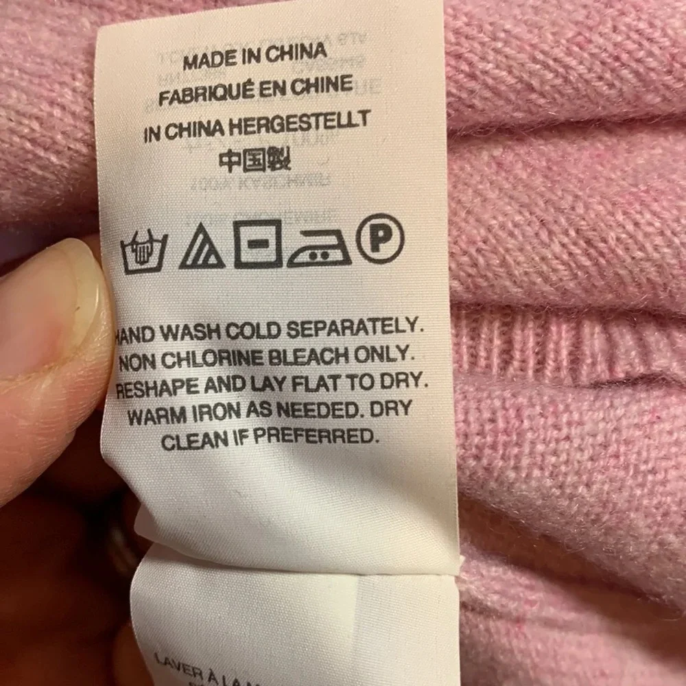 J crew size small light pink cashmere sweater crew neck long sleeve so soft